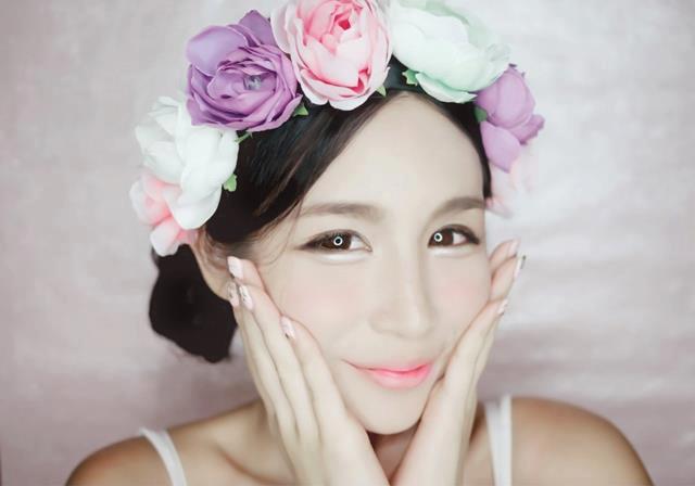 Dali Brown Natural Looking Contact Lenses