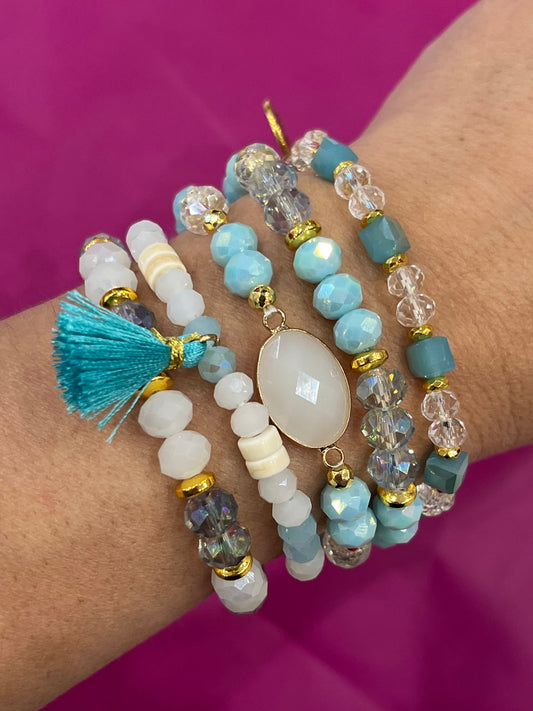 SAVVY BRACELET STACK