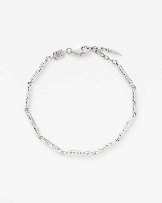 Wavy Ridge Chain Bracelet